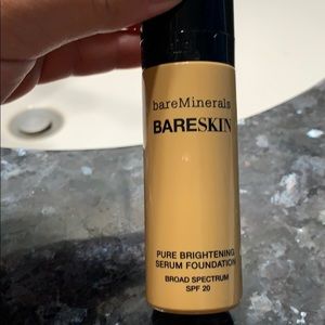 Bare Minerals BareSkin in shade Bare Nude